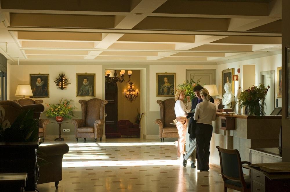 Fonteverde Lifestyle & Thermal Retreat - The Leading Hotels Of The World San Casciano dei Bagni Exterior foto The lobby of the hotel